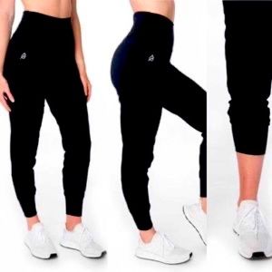 Ptula Kim Joggers. Size small. Black